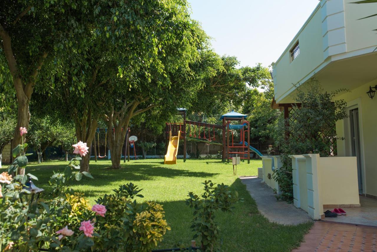 Sofia Studios & Apts Agia Marina Nea Kydonias Exterior photo